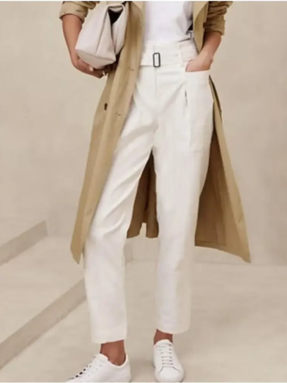 Banana Republic High Rise Twill Belted Tapered Pants in Snow Day White Size 8